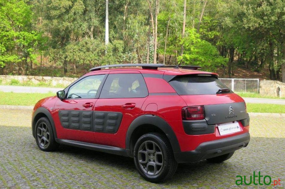 2015' Citroen C4 Cactus photo #1