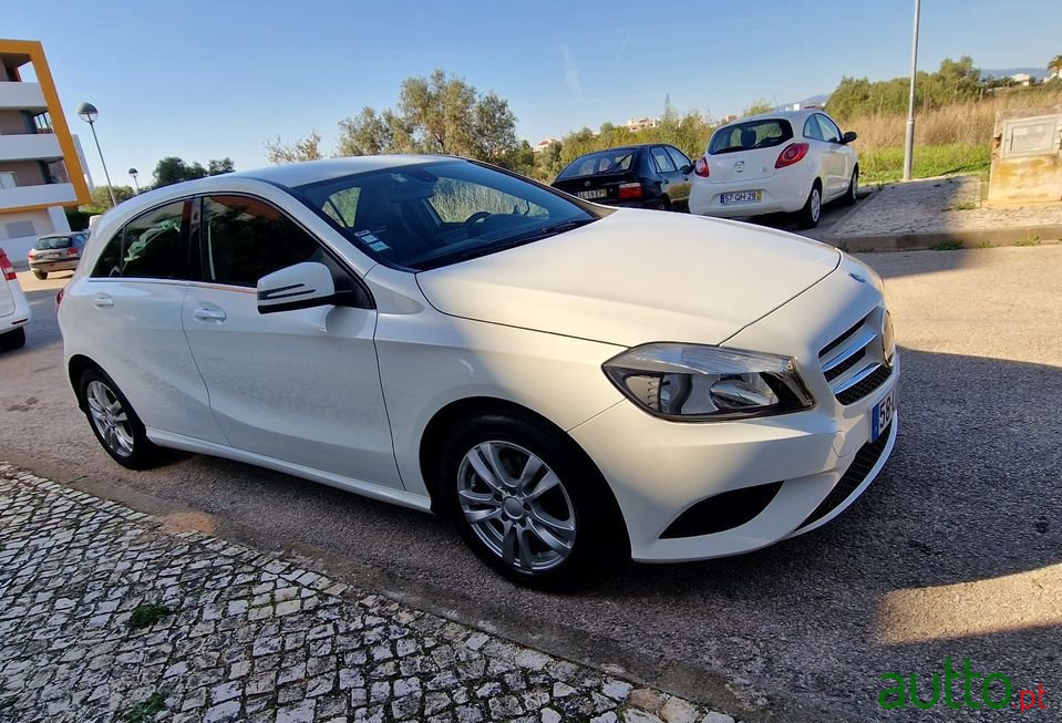 2015' Mercedes-Benz A-180 photo #4
