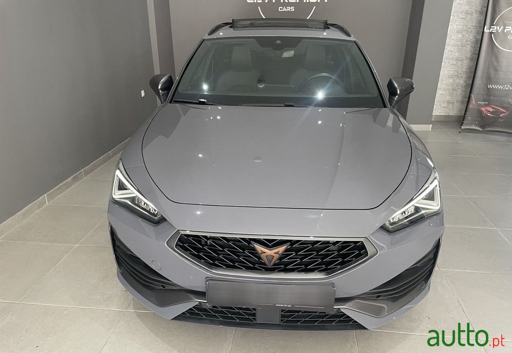 2023' Cupra Leon St 1.5 Etsi Mid Dsg photo #5