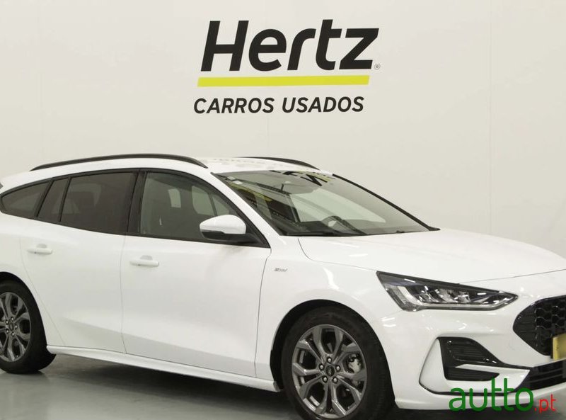 2022' Ford Focus Sw photo #1