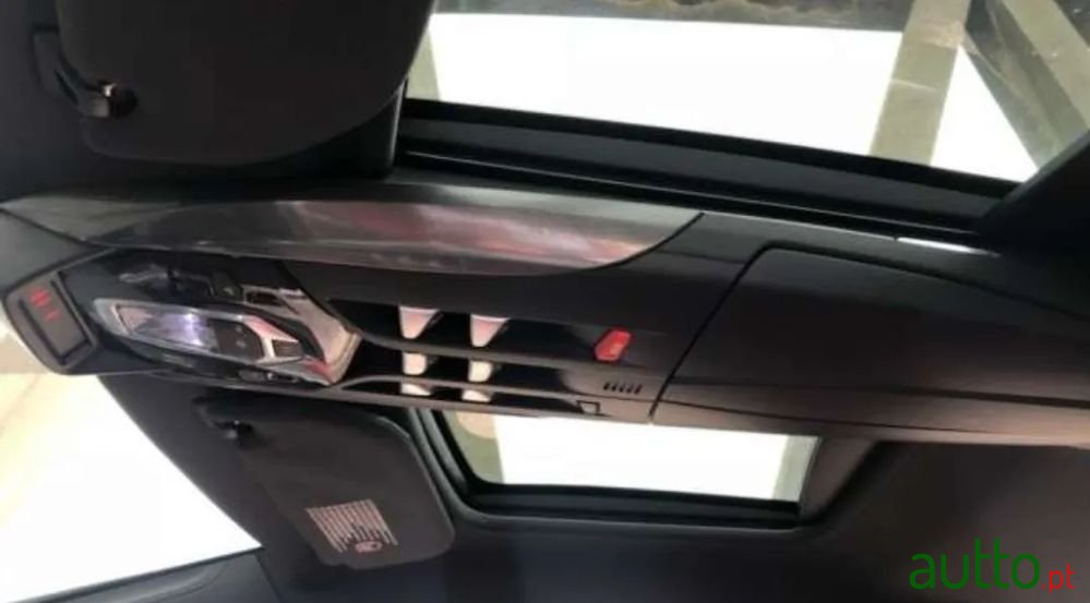 2013' Citroen DS5 photo #4