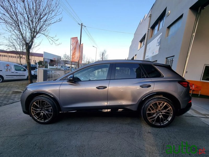 2021' Audi Q4 e-tron 40 photo #3