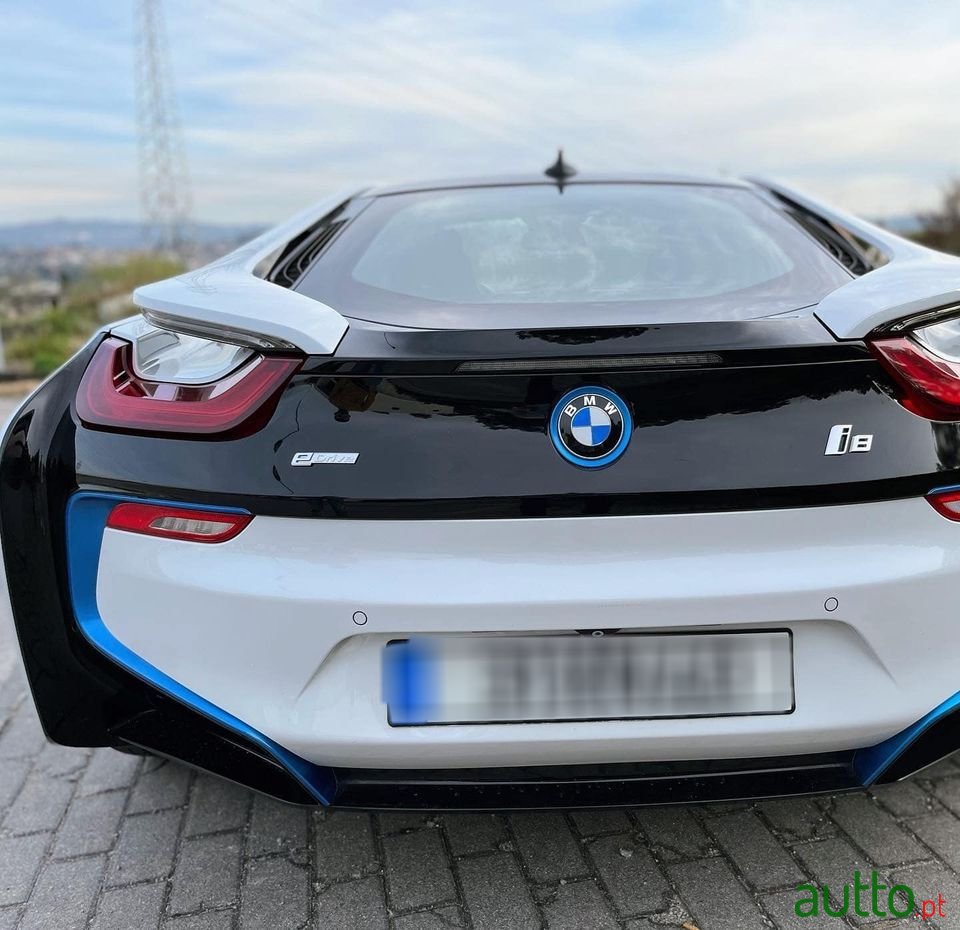 2014' BMW i8 photo #5