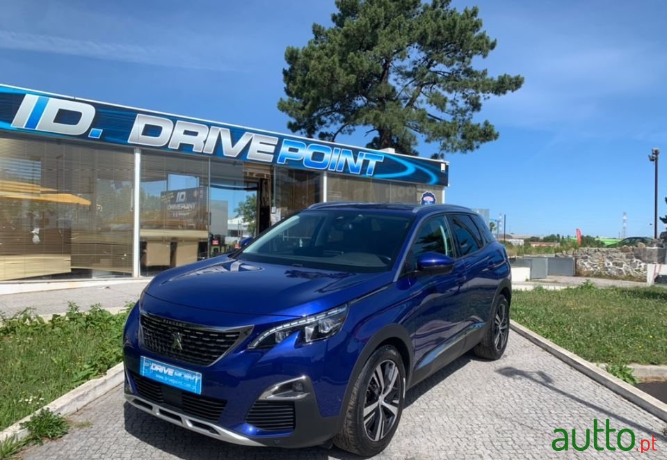 2018' Peugeot 3008 photo #2