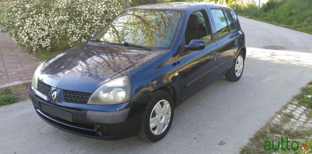 2003' Renault Clio photo #3