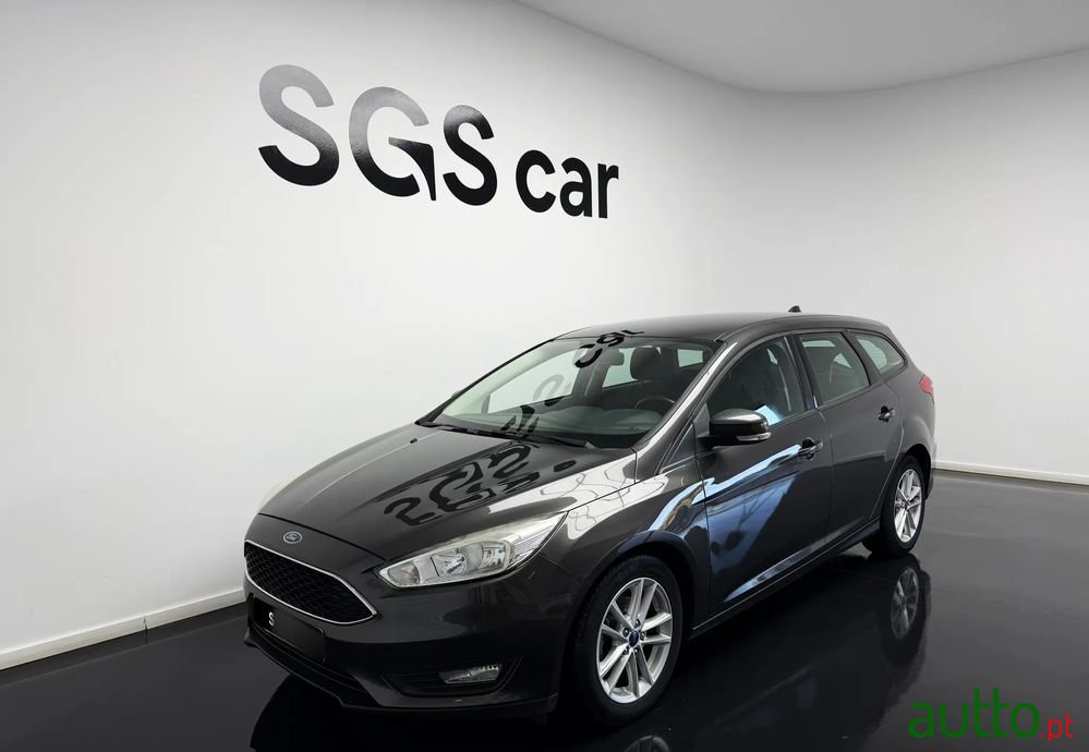 2016' Ford Focus Sw photo #1