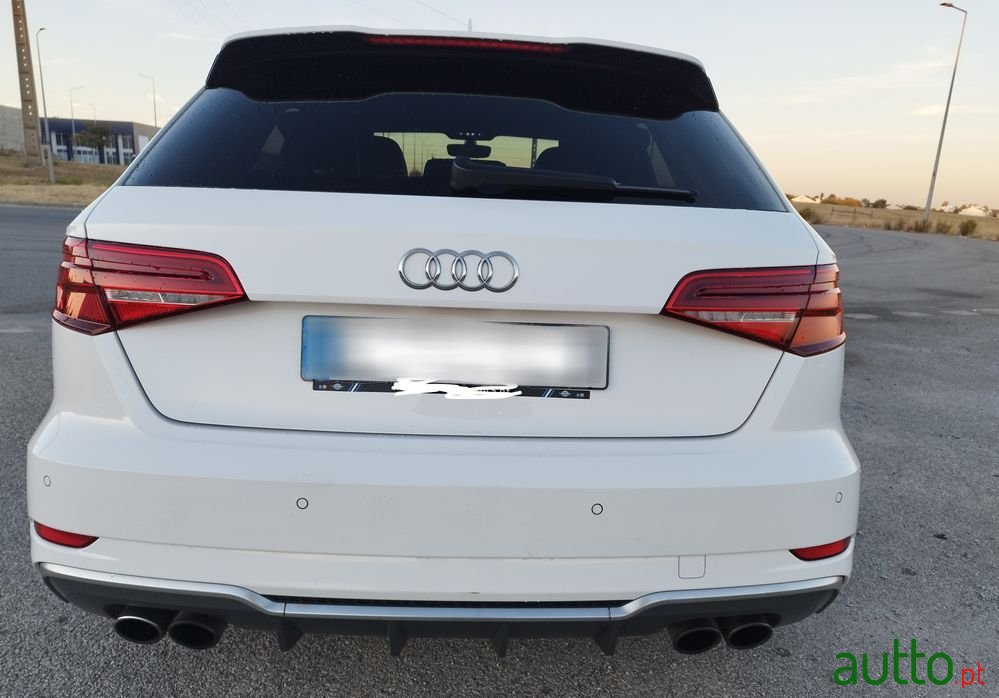 2017' Audi S3 Sportback photo #2