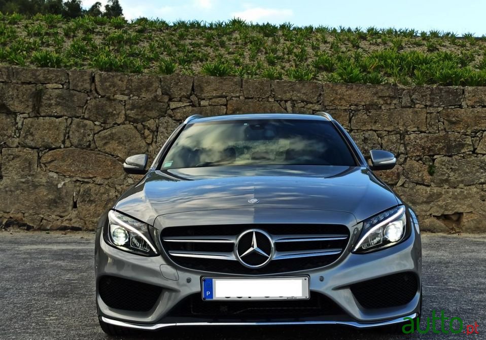 2015' Mercedes-Benz C-200 photo #6
