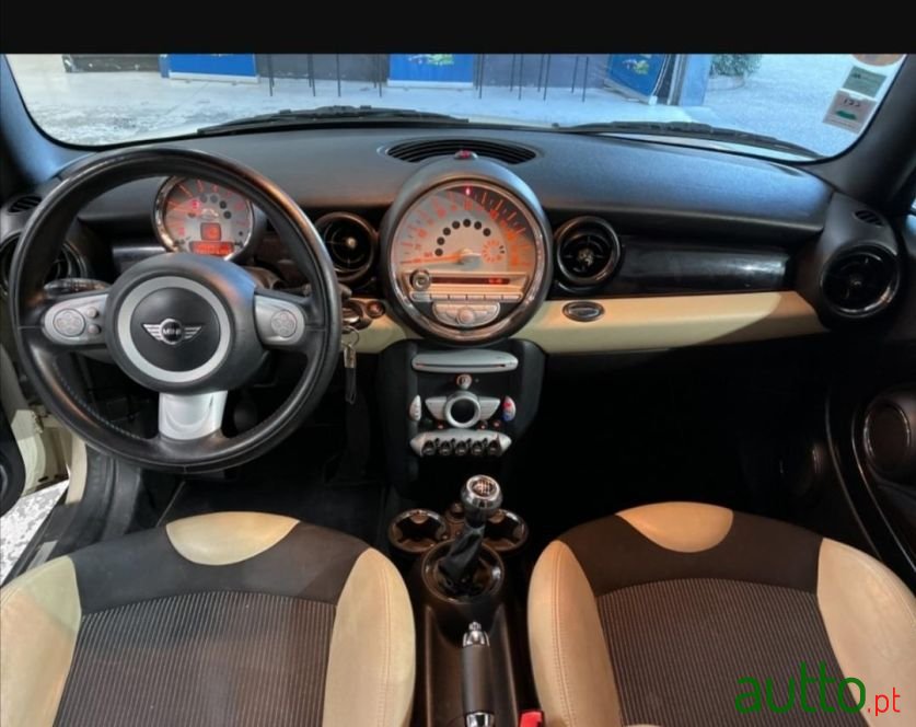 2008' MINI Cooper photo #3