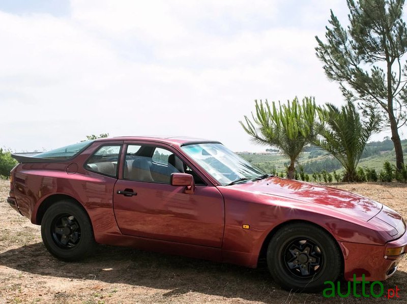 1982' Porsche 944 photo #3