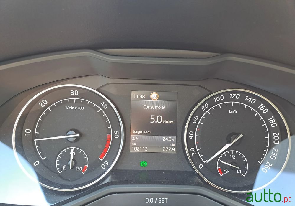 2019' Skoda Superb 1.6 Tdi Style photo #6