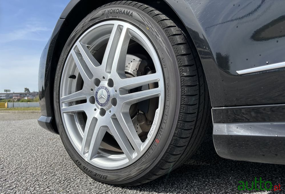 2010' Mercedes-Benz E 250 photo #4