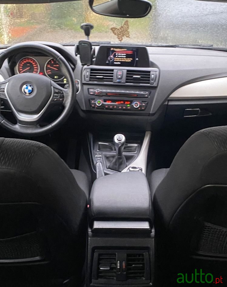 2015' BMW Série 1 D photo #4