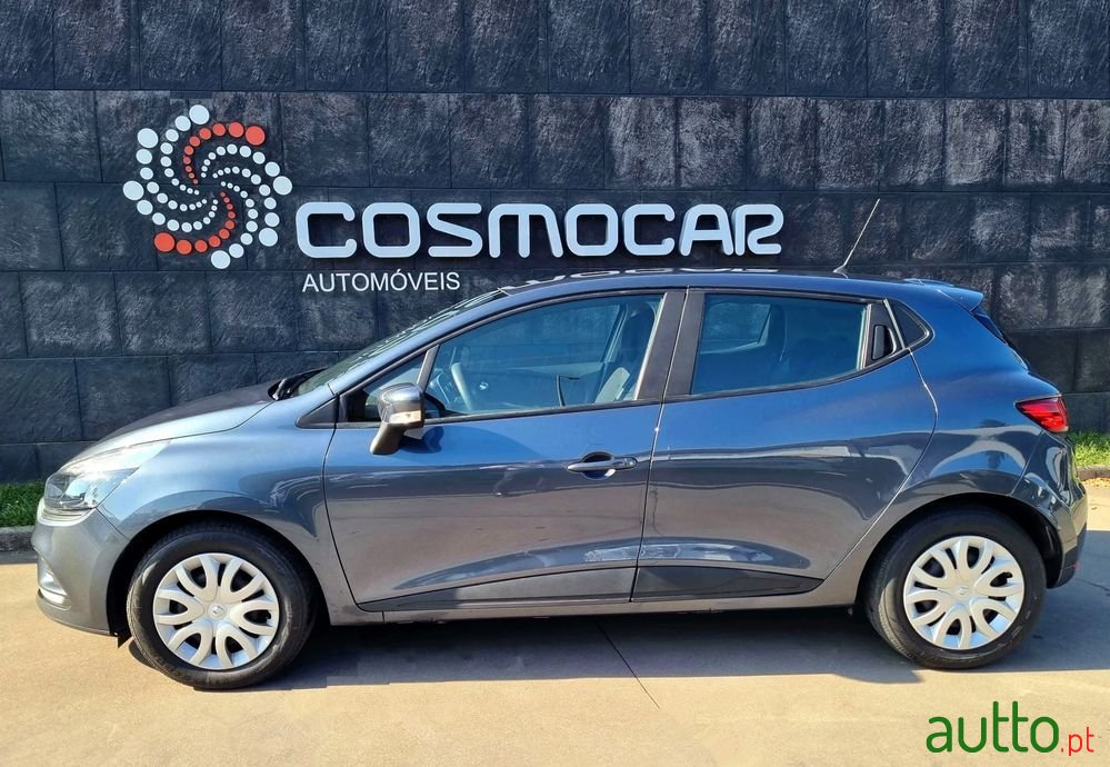 2019' Renault Clio 1.5 Dci Zen photo #2