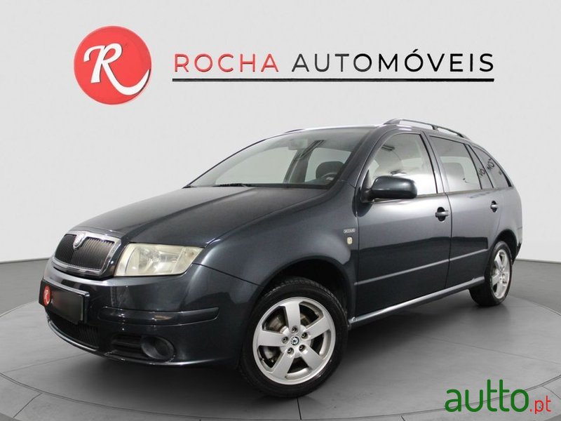 2007' Skoda Fabia Break photo #1