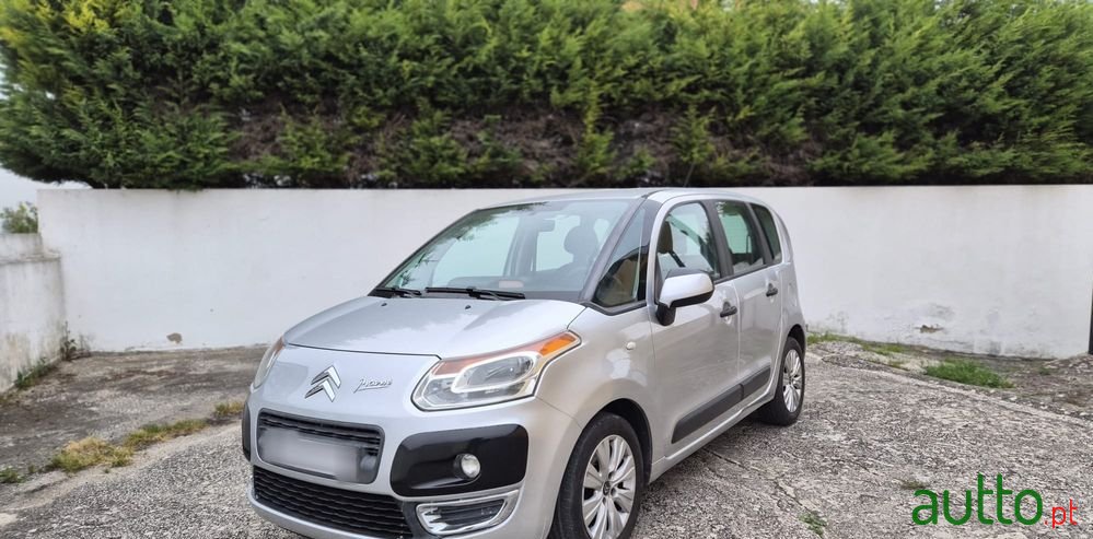 2009' Citroen C3 Picasso 1.4 Vti photo #4