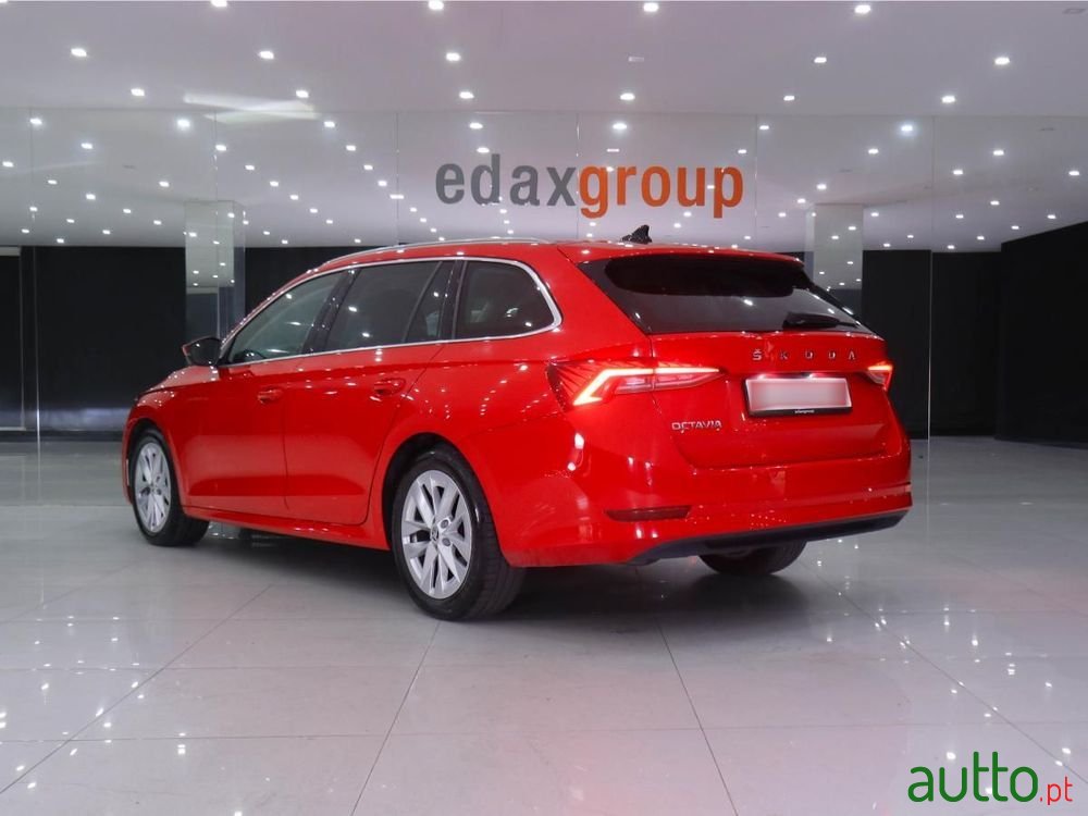 2021' Skoda Octavia Break photo #4
