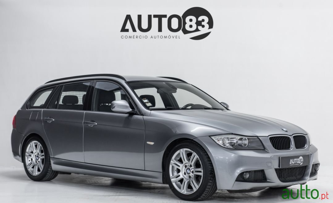 2010' BMW 320 photo #1