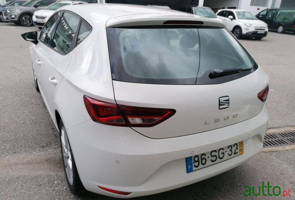 2014' SEAT Leon photo #3