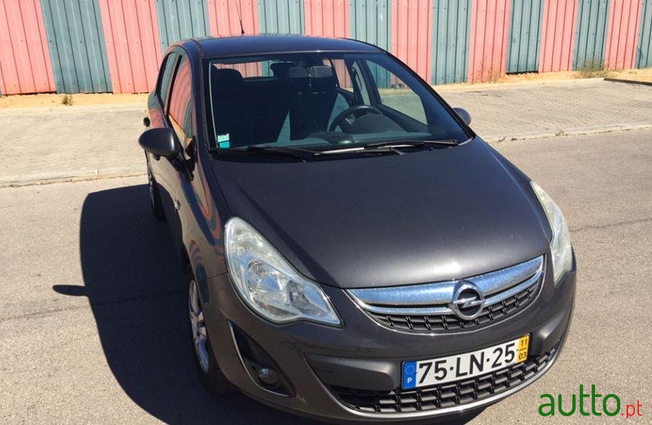 2011' Opel Corsa 1.2 Enjoy photo #1