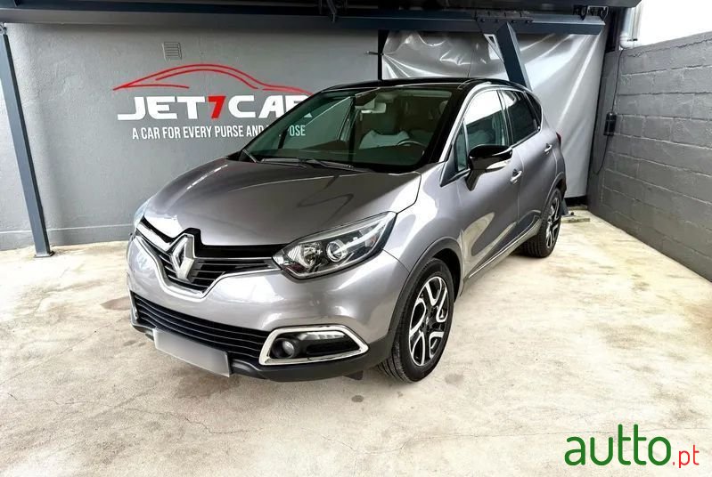 2014' Renault Captur photo #1