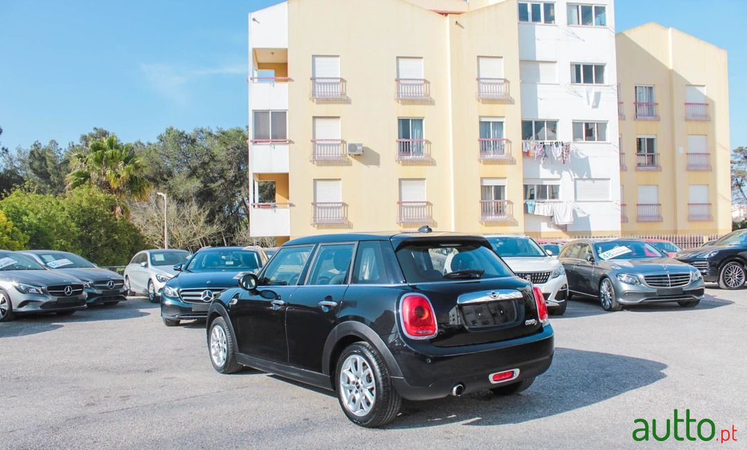 2016' MINI Cooper photo #5