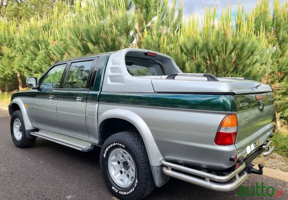 2001' Mitsubishi L200 photo #5