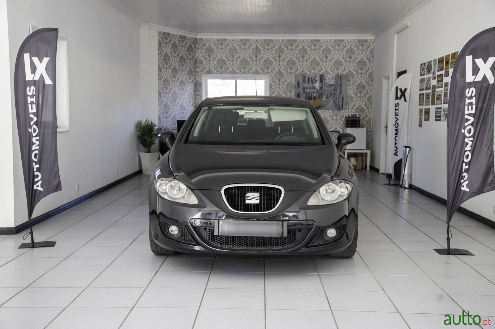 2006' SEAT Leon photo #6