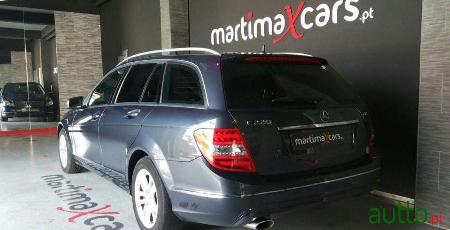 2013' Mercedes-Benz C-220 photo #1