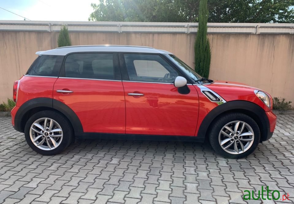 2012' MINI Countryman photo #2