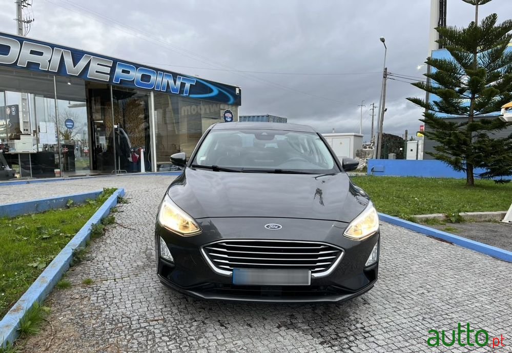 2018' Ford Focus photo #2