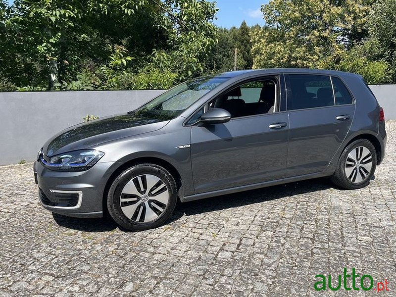 2019' Volkswagen e-Golf Ac/Dc photo #3