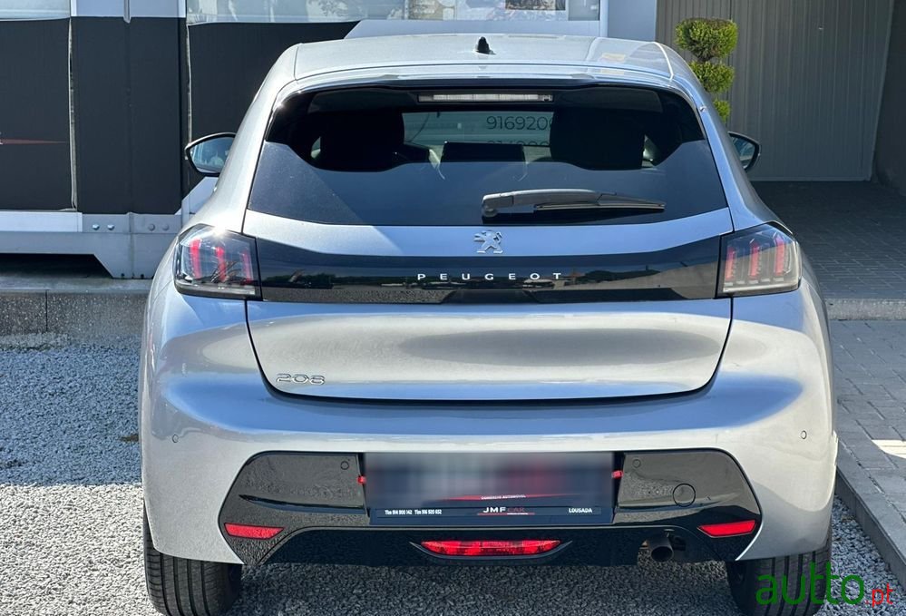 2023' Peugeot 208 photo #5