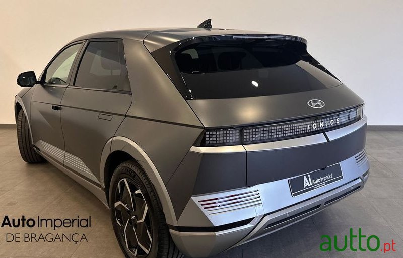 2024' Hyundai Ioniq 5 photo #3
