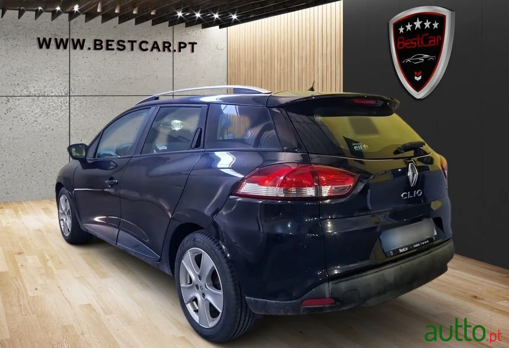 2014' Renault Clio Sport Tourer photo #4