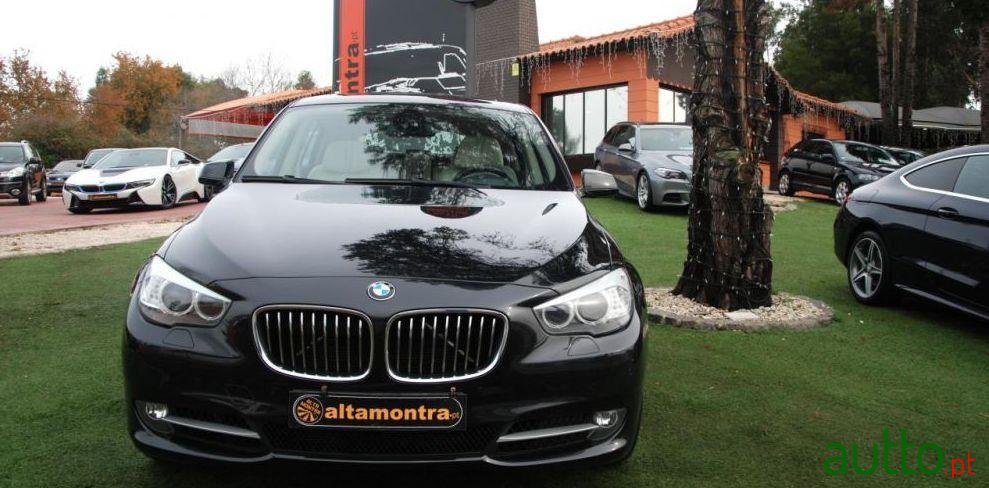 2010' BMW 535 D Gran Turismo photo #2