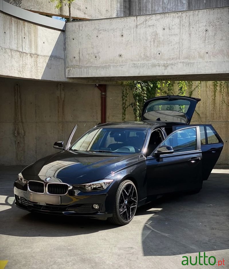 2015' BMW Série 3 D Touring Aut. photo #1
