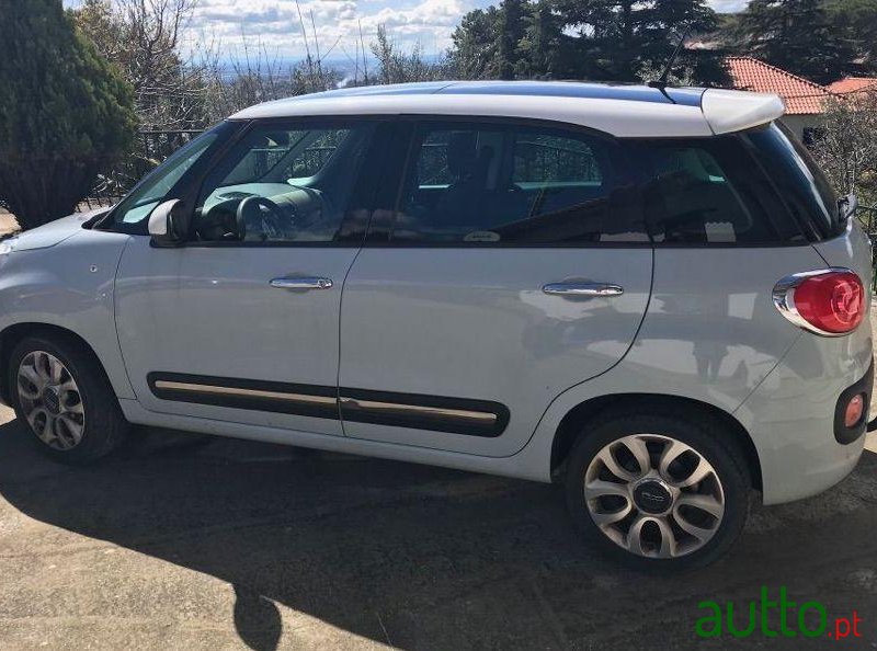 2014' Fiat 500L Monovolume photo #1