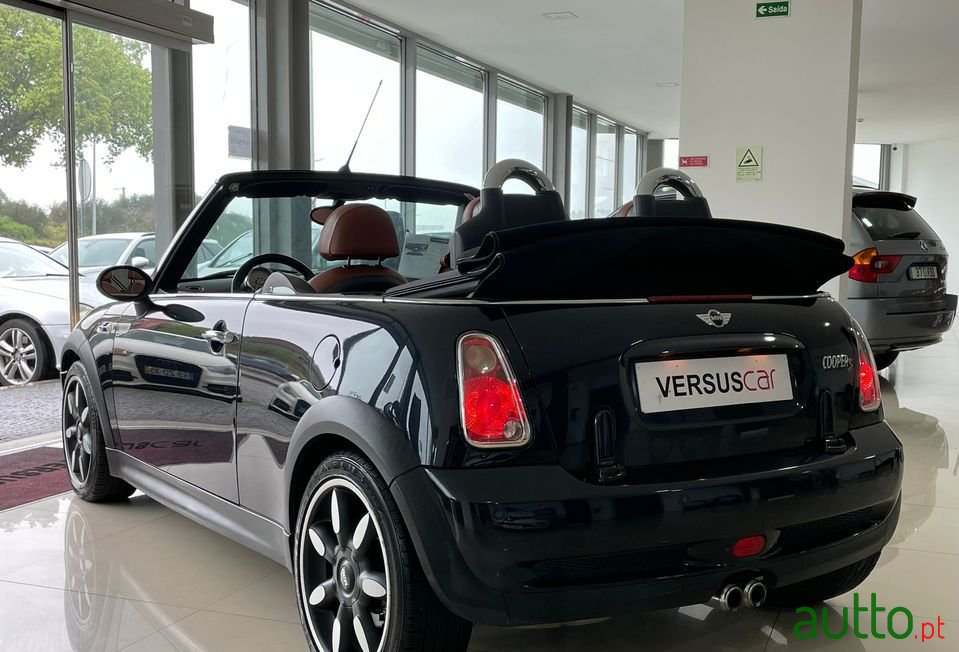 2008' MINI Cabrio photo #5