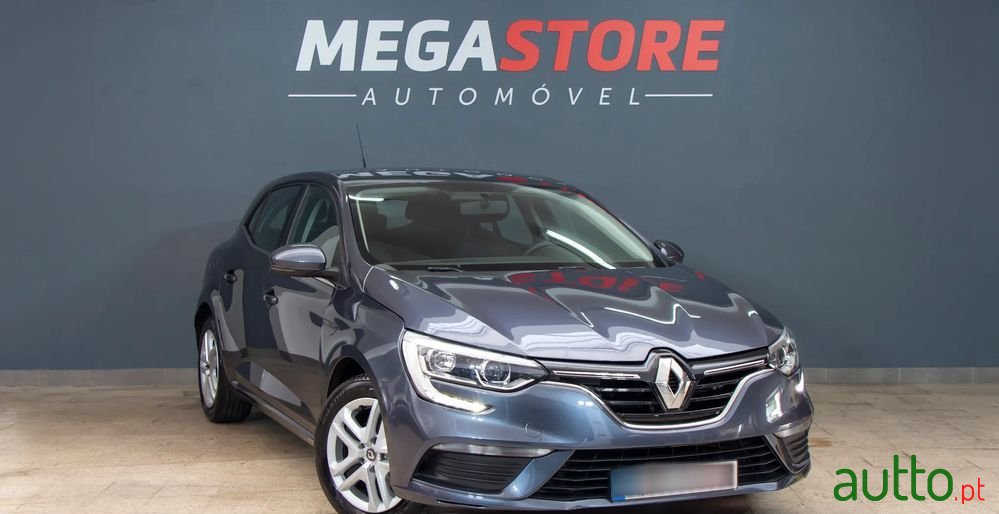 2019' Renault Megane photo #1