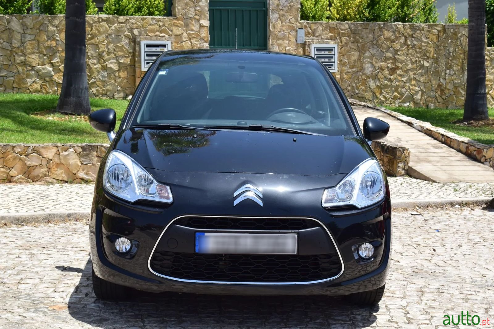 2011' Citroen C3 photo #2