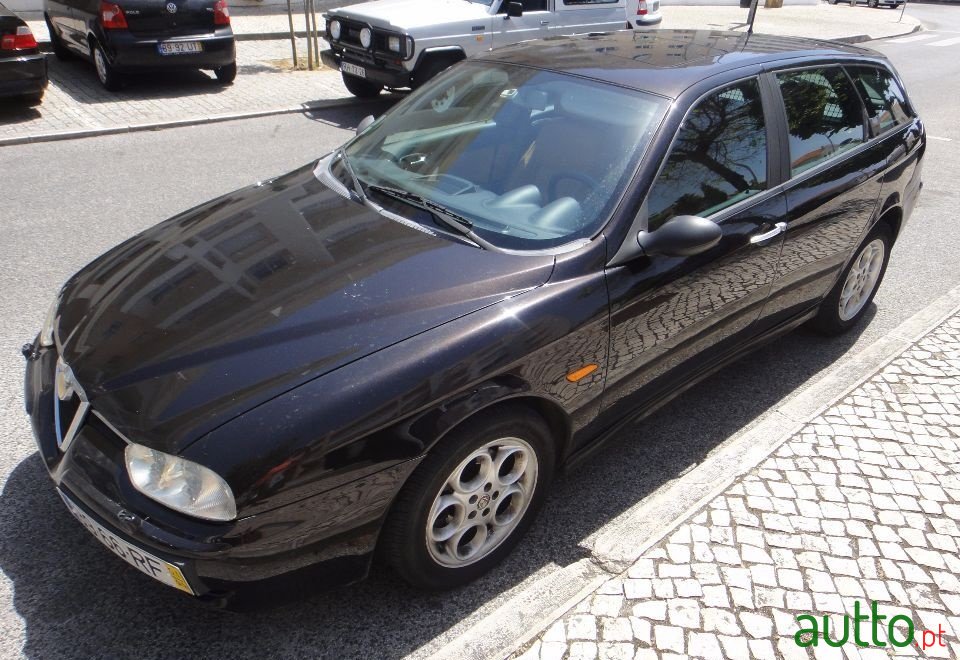 2001' Alfa Romeo photo #1