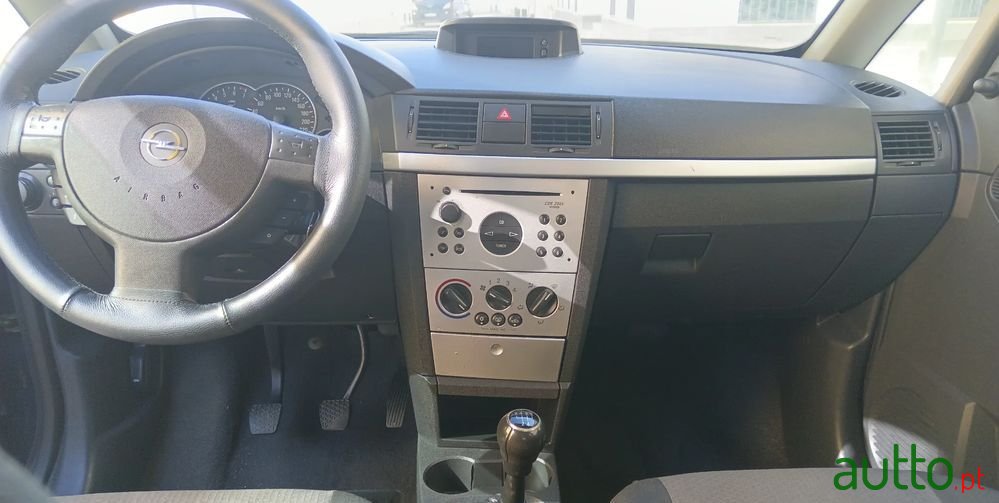 2004' Opel Meriva 1.6 Cosmo photo #6
