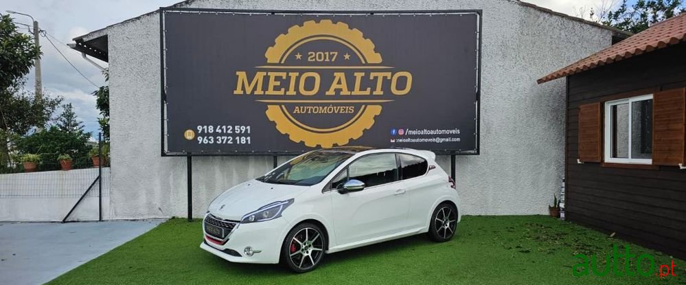 2013' Peugeot 208 Gti 200 Thp photo #2