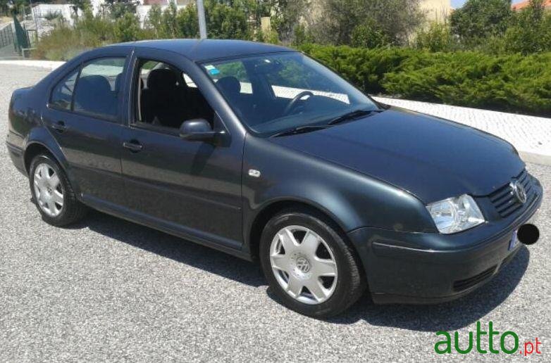 1999' Volkswagen Bora Tdi 110Cv photo #1