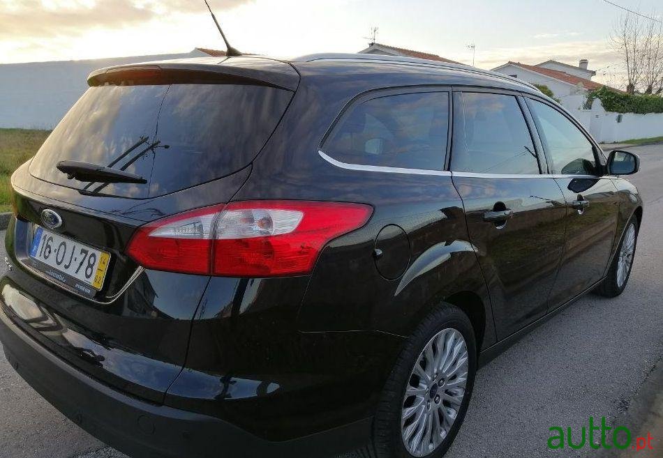 2014' Ford Focus Sw photo #2