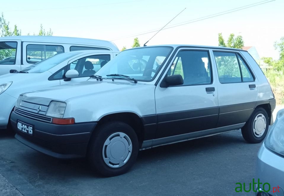 1988' Renault 5 photo #1
