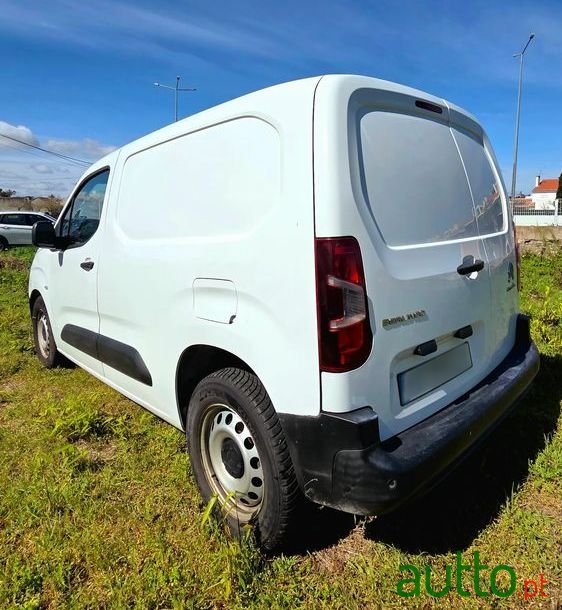 2020' Citroen Berlingo photo #2