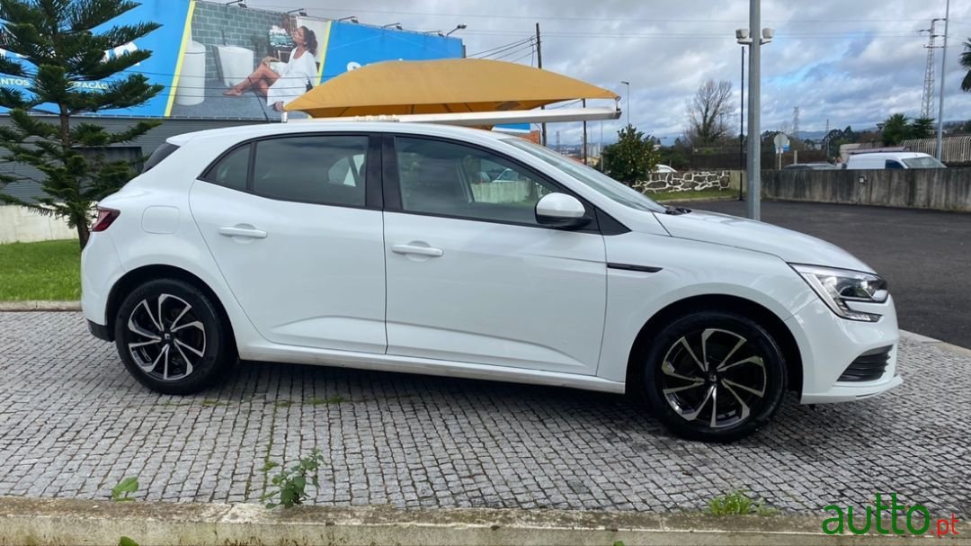 2018' Renault Megane photo #6