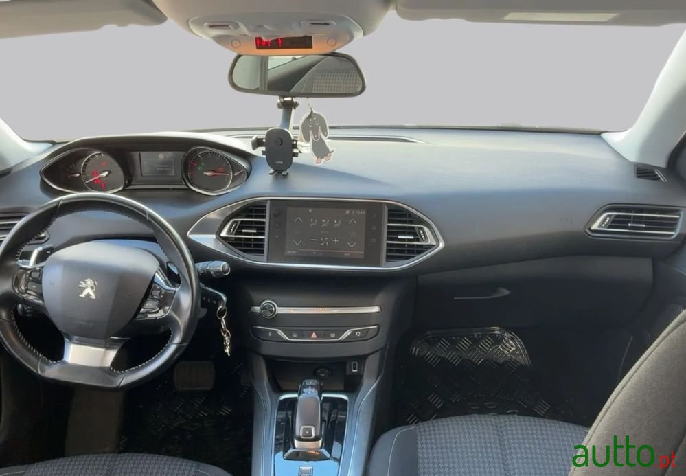 2019' Peugeot 308 Sw photo #3